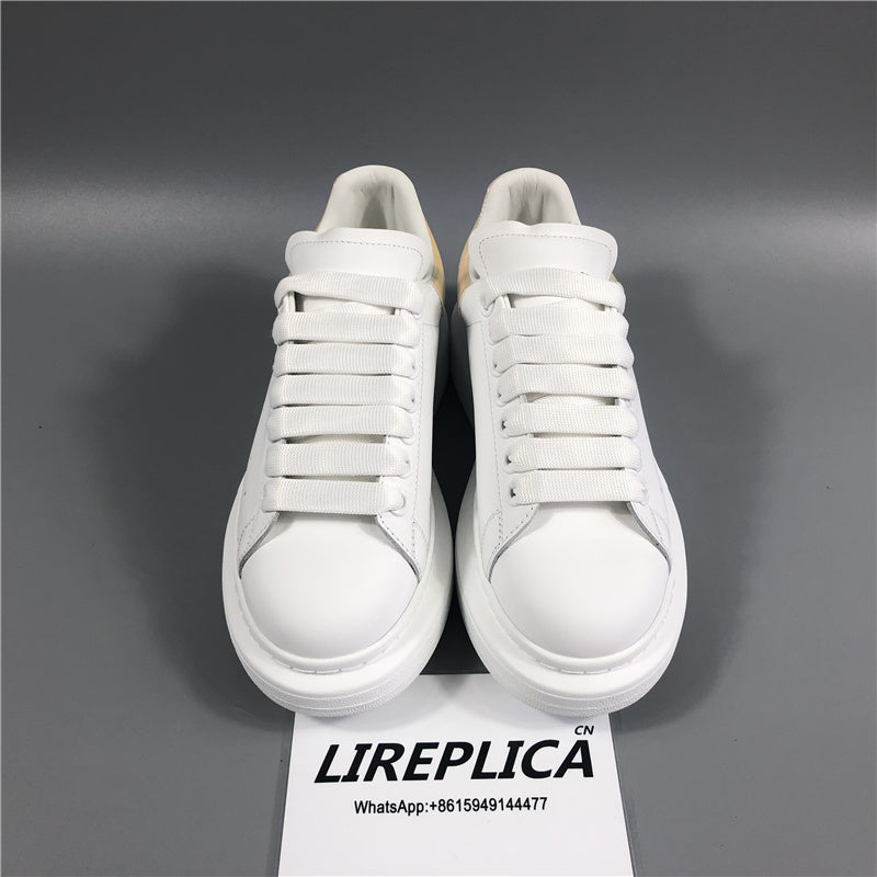 BF - AQ Sneakers - 256