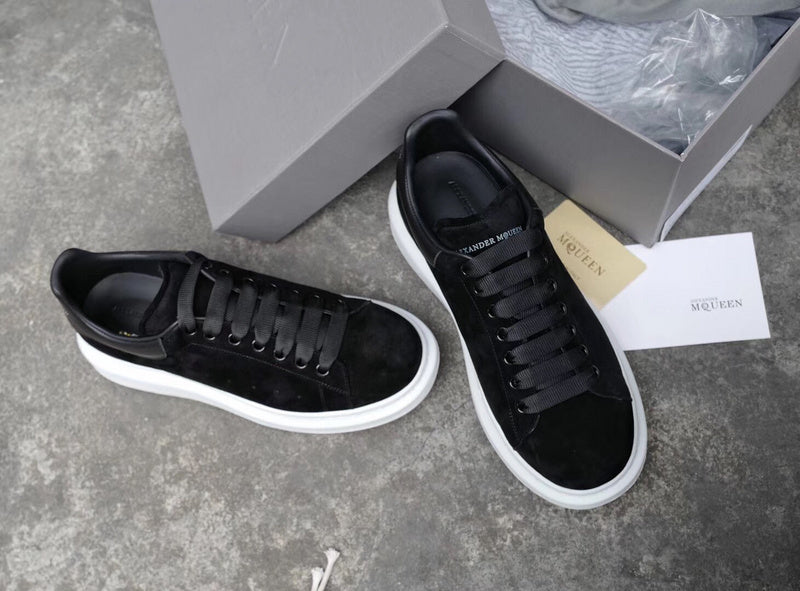 BF - AQ Sneakers - 325