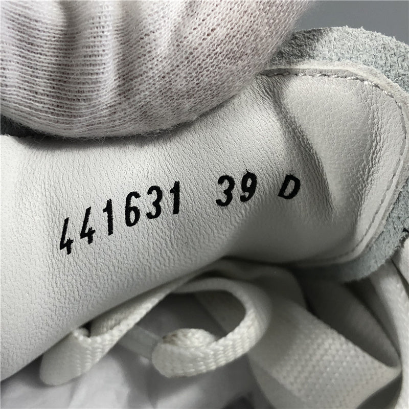 BF - AQ Sneakers - 245