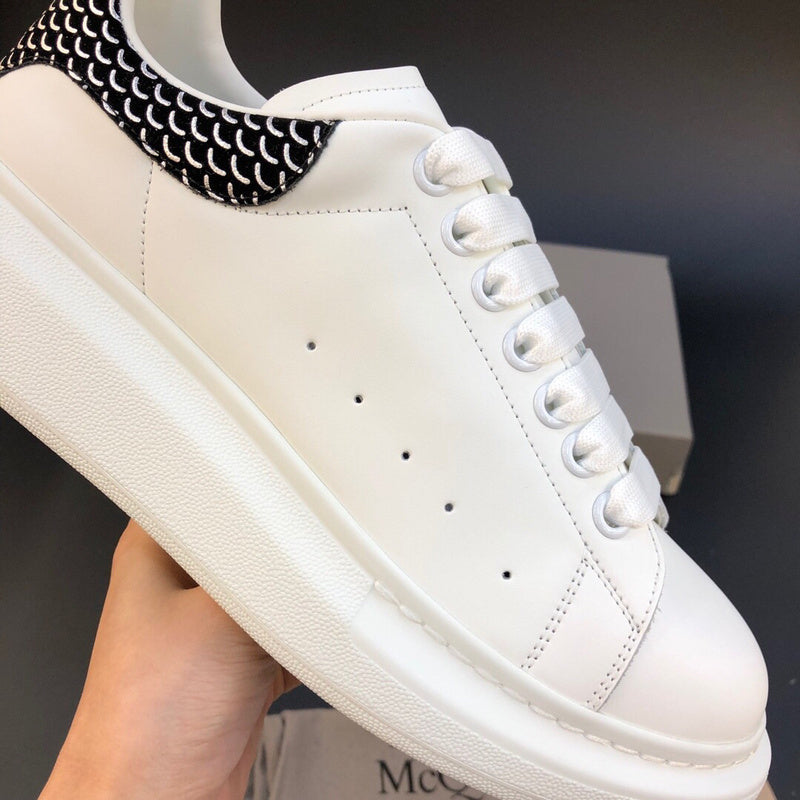 BF - AQ Sneakers - 284