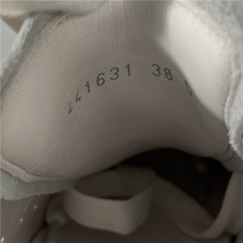 BF - AQ Sneakers - 232