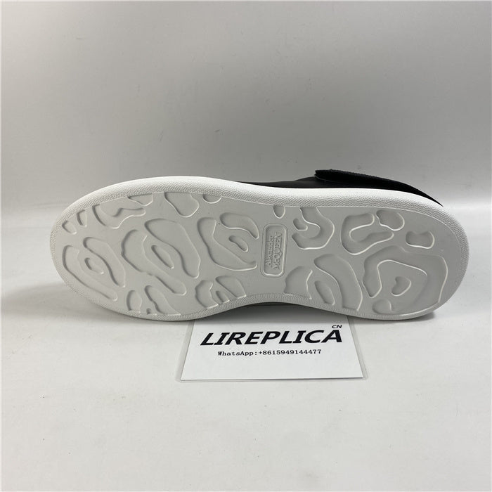 BF - AQ Sneakers - 200