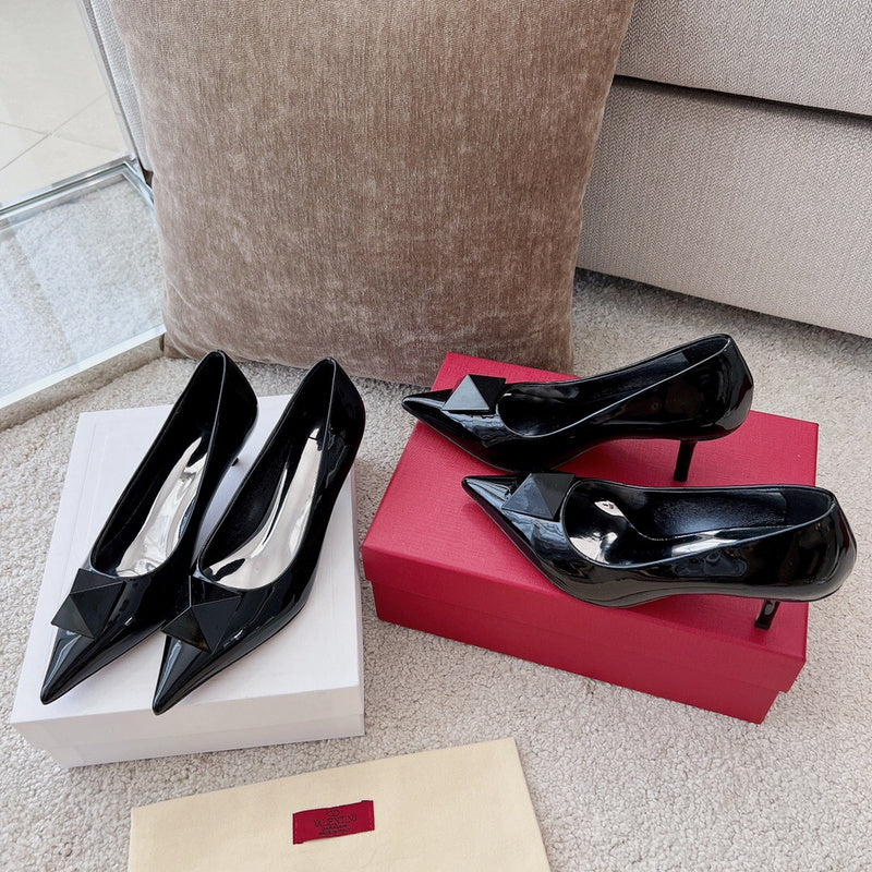 BF - VEL Shoes - 228