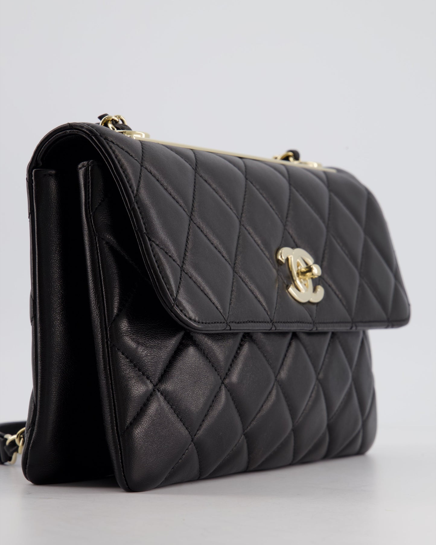 Chanel Black Trendy CC Shoulder Bag in Lambskin Leather with Champagne Gold Hardware