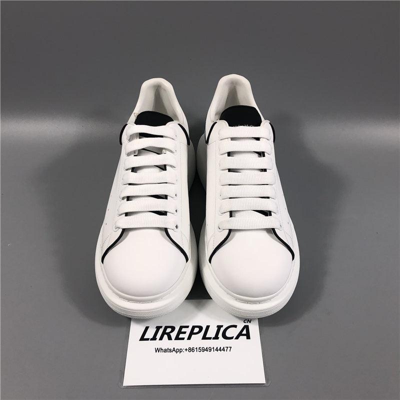 BF - AQ Sneakers - 252