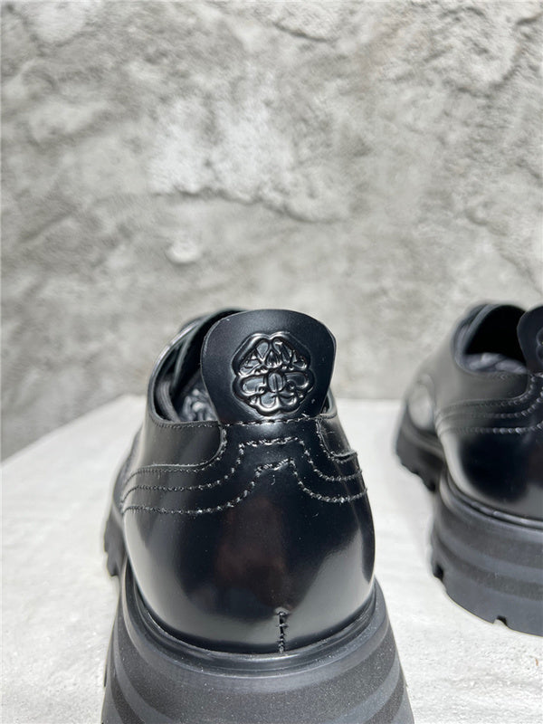 BF - AQ Sneakers - 180