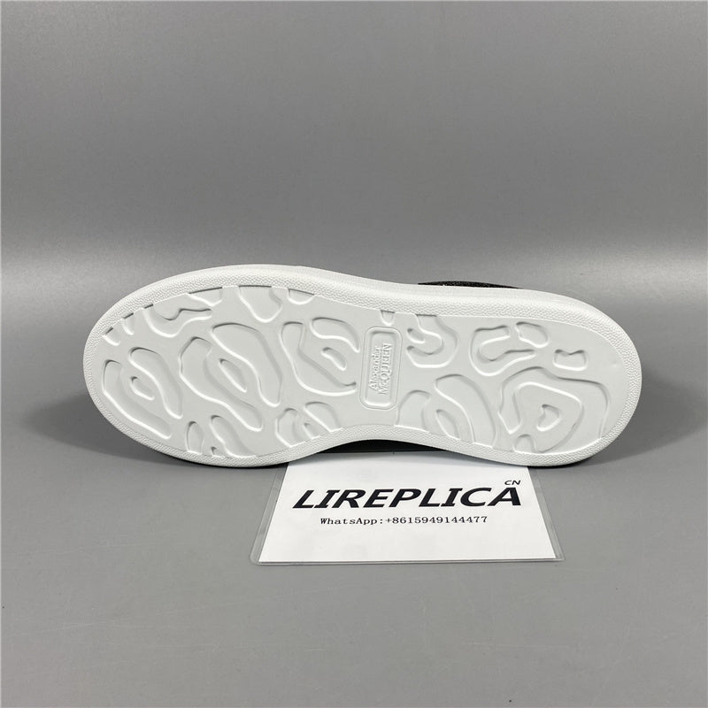 BF - AQ Sneakers - 229