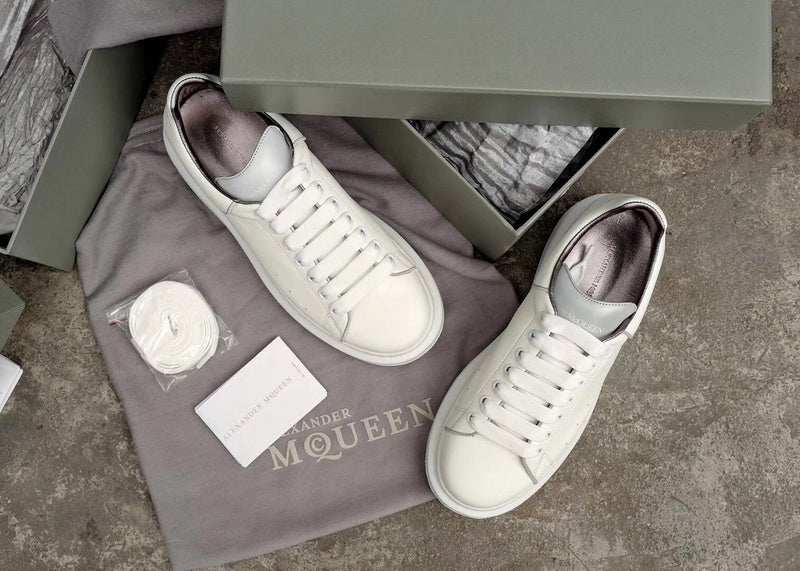 BF - AQ Sneakers - 324