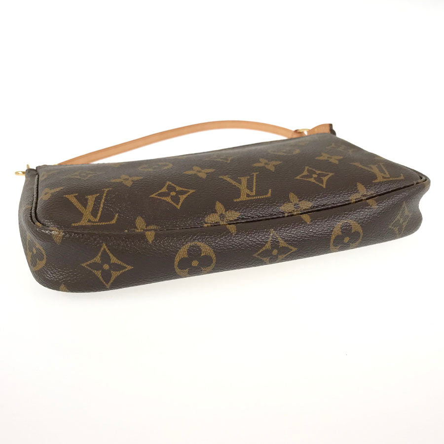 LOUIS VUITTON Pouch
