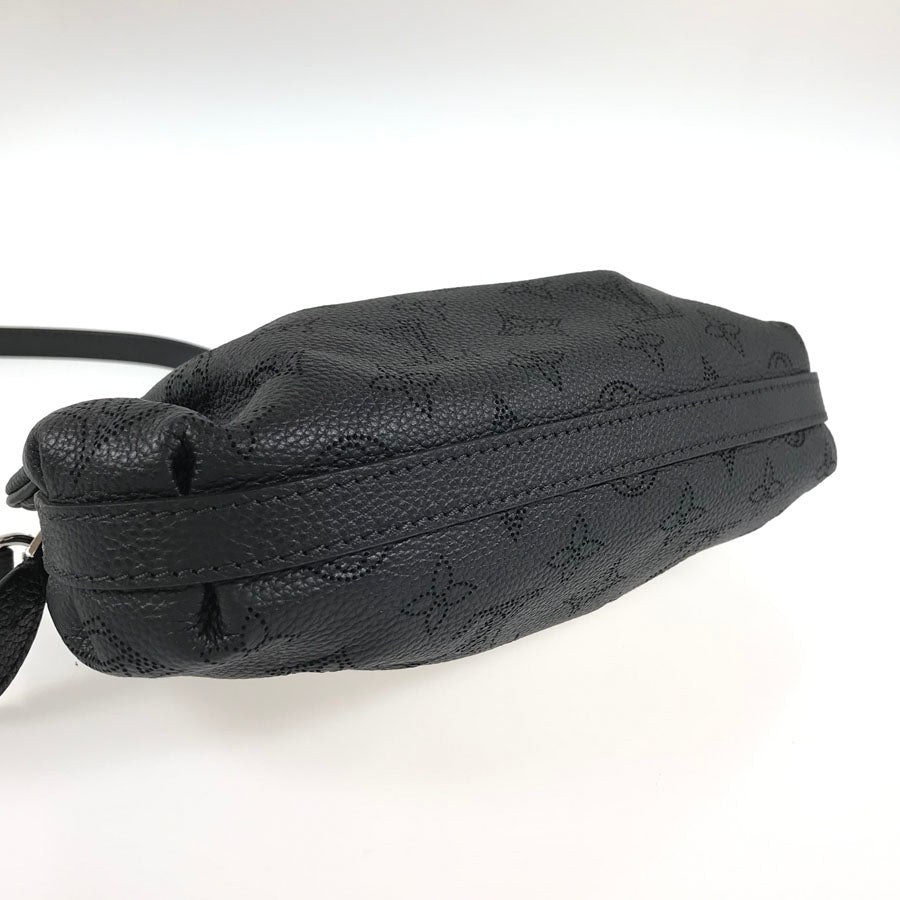 LOUIS VUITTON Mahina Scaramini 2WAY bag with shoulder strap Clutch bag