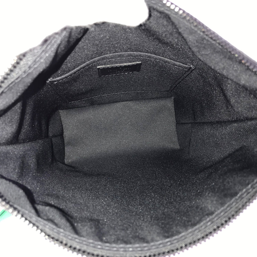 LOUIS VUITTON M57966 Shoulder bag