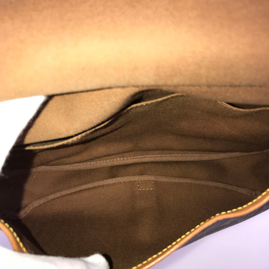 LOUIS VUITTON Monogram Saumur 30 M42256 Shoulder bag