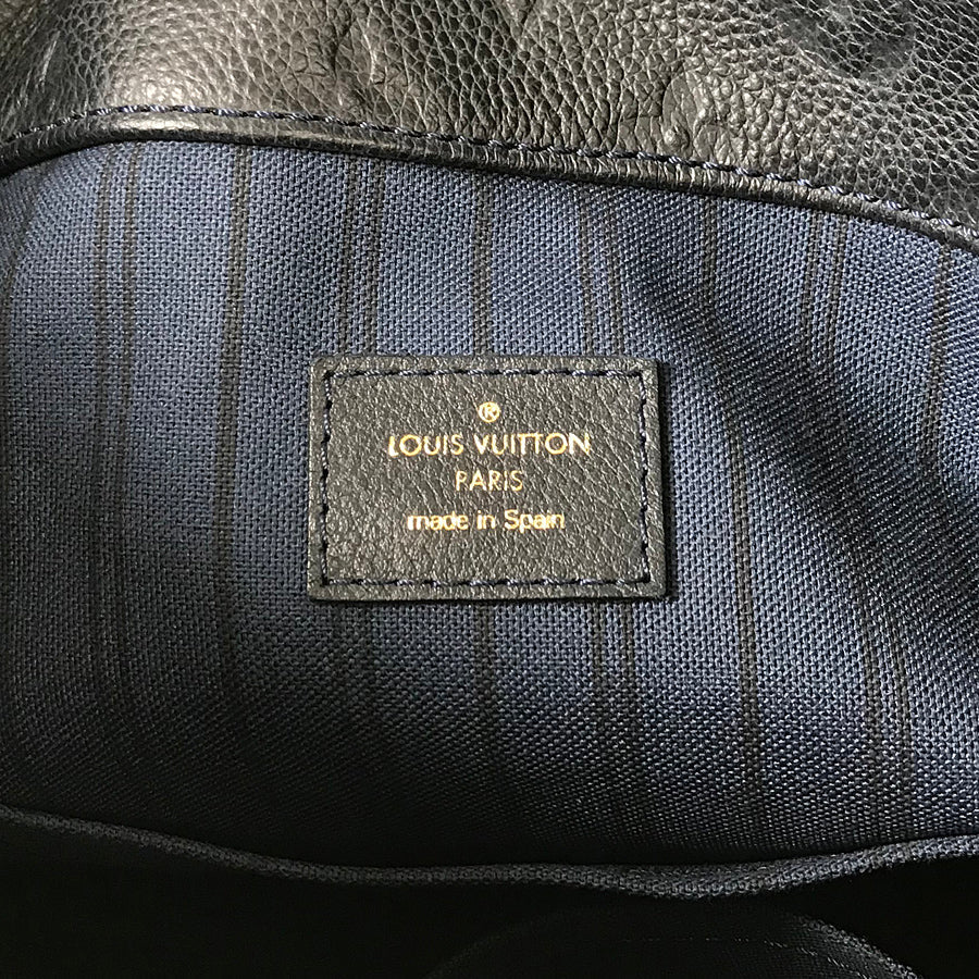 LOUIS VUITTON Artsy MM in Monogram Emplant Semi-Shoulder Shoulder Bag