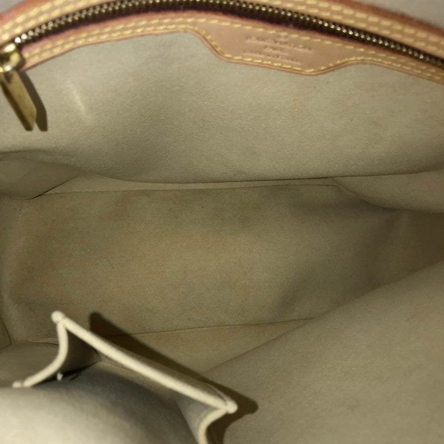 LOUIS VUITTON Monogram looping GM Shoulder Bag