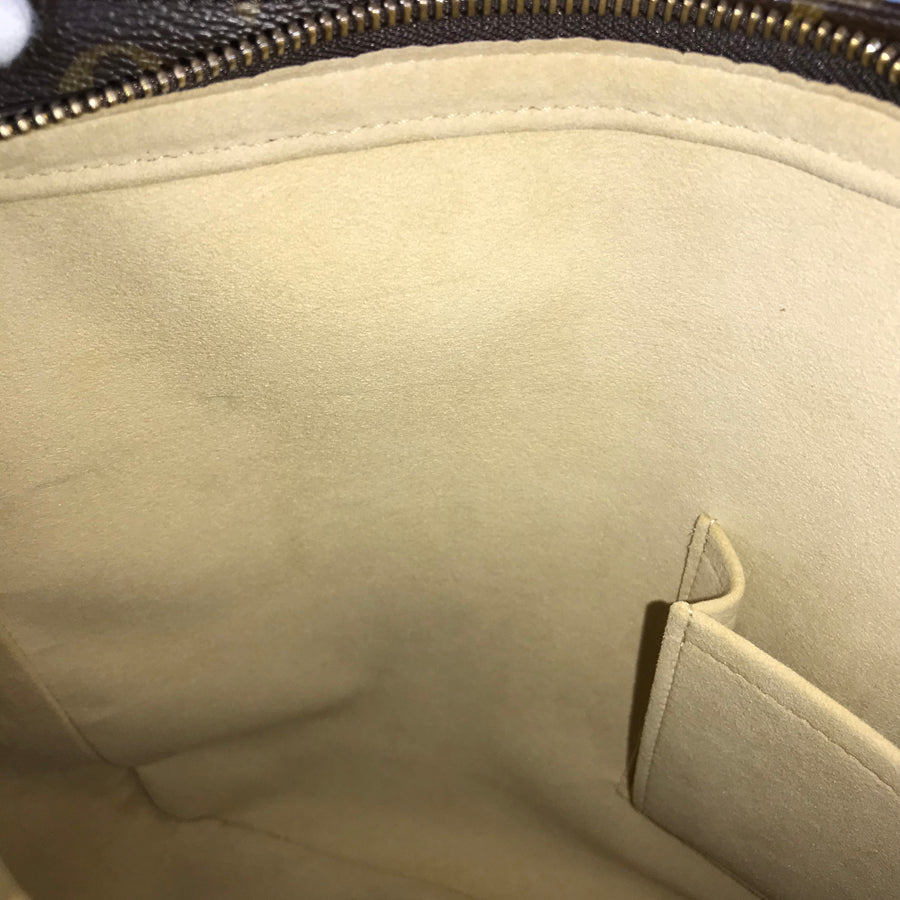 LOUIS VUITTON Monogram looping GM Shoulder Bag