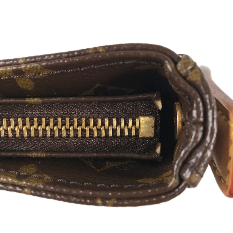 LOUIS VUITTON Monogram looping GM Shoulder Bag