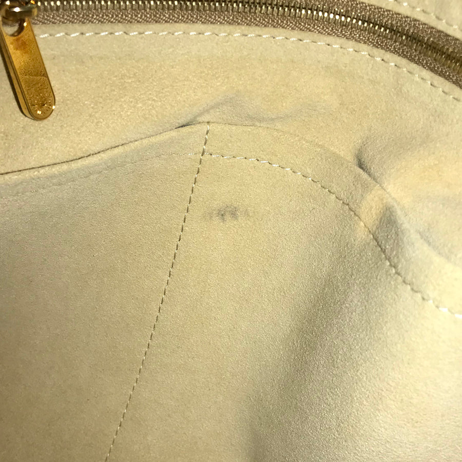 LOUIS VUITTON Monogram Artsy MM M40249 Shoulder bag