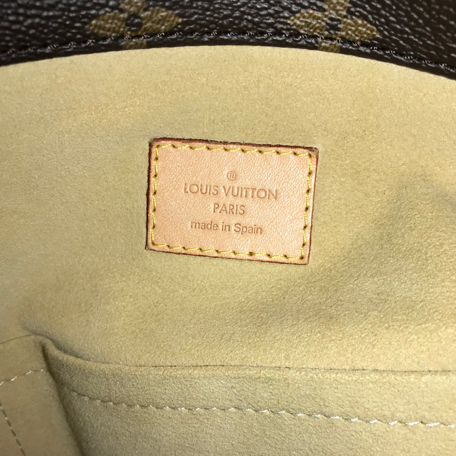 LOUIS VUITTON Monogram Artsy MM M40249 Shoulder bag