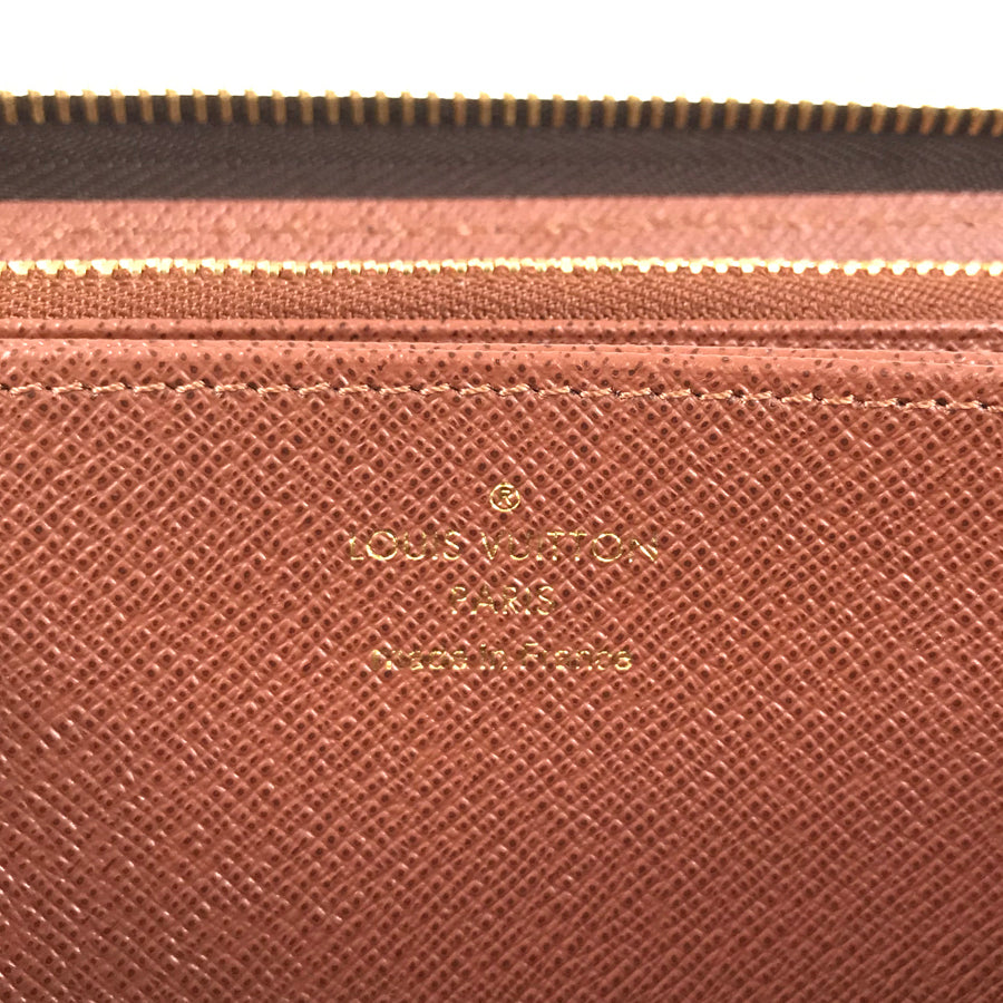 LOUIS VUITTON purse Zip Around