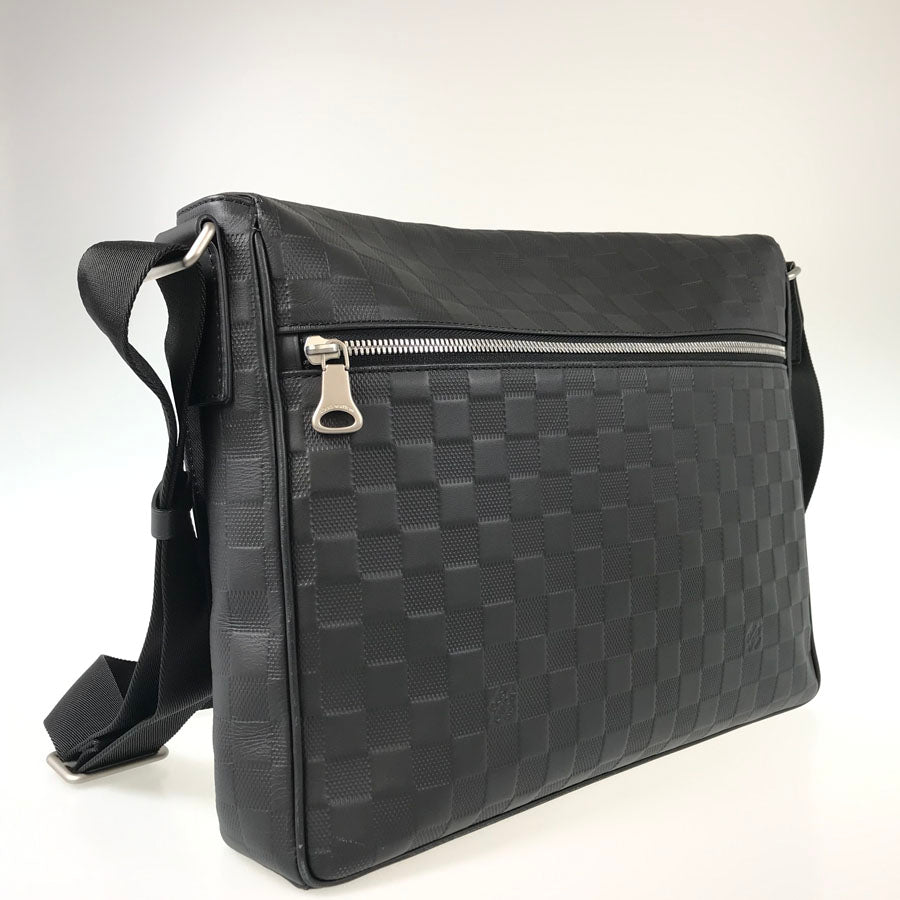 LOUIS VUITTON Damier Amphini District MM N41038 Shoulder bag