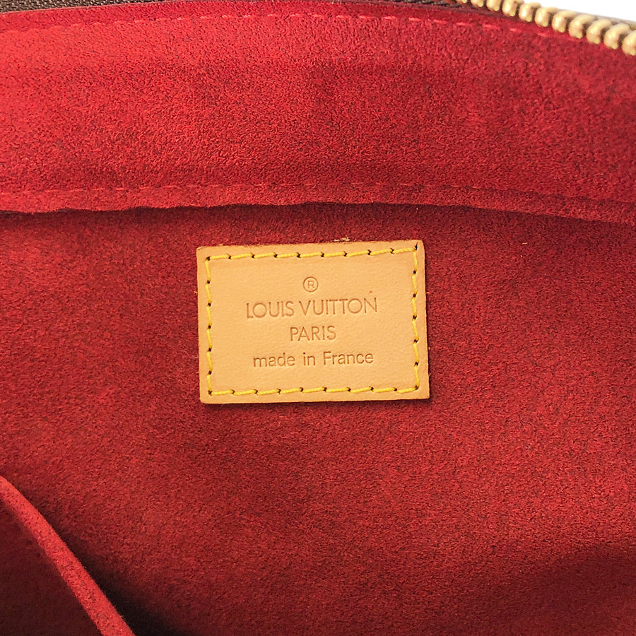 LOUIS VUITTON Shoulder Bag