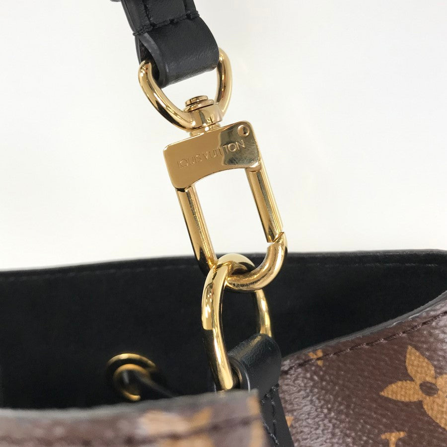 LOUIS VUITTON Monogram Neo Noe Shoulder Bag
