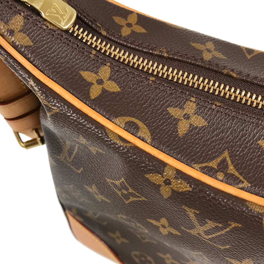 LOUIS VUITTON Monogram Boulogne 30 Shoulder Bag
