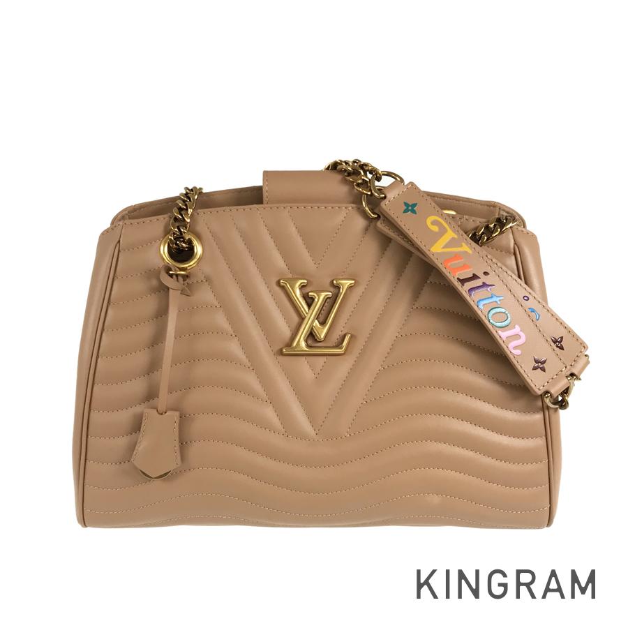 LOUIS VUITTON New Wave Chain Tote M53900 Tote bag