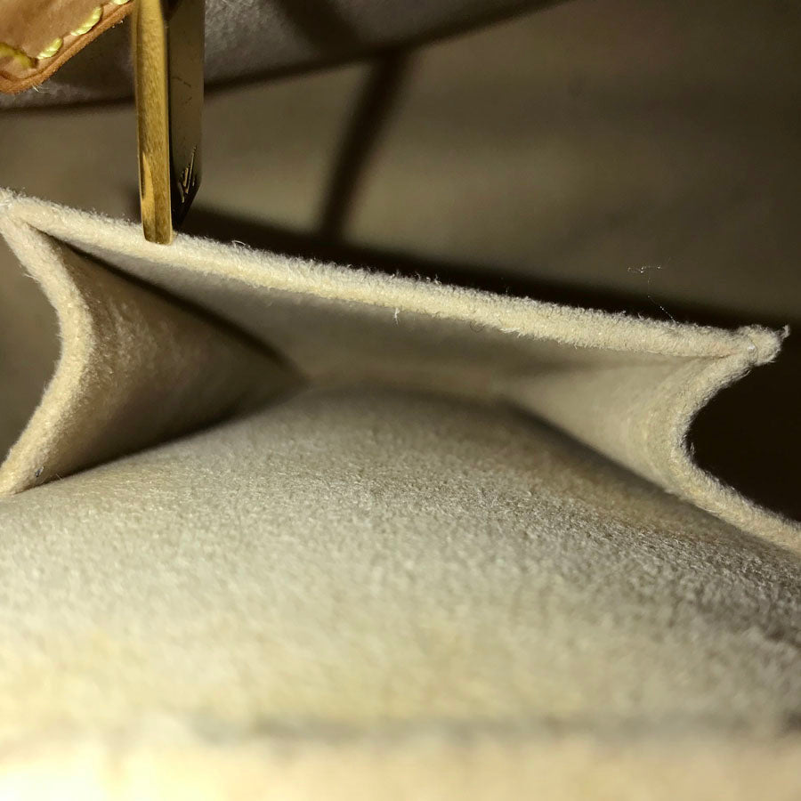 LOUIS VUITTON Monogram looping MM Shoulder Bag