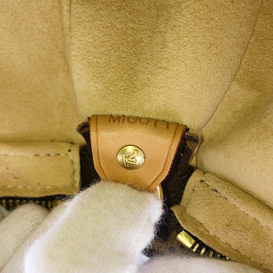 LOUIS VUITTON Monogram looping GM Shoulder Bag