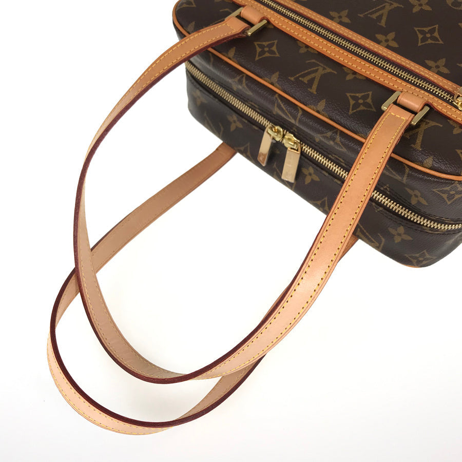 LOUIS VUITTON Monogram Cite MM Shoulder Bag