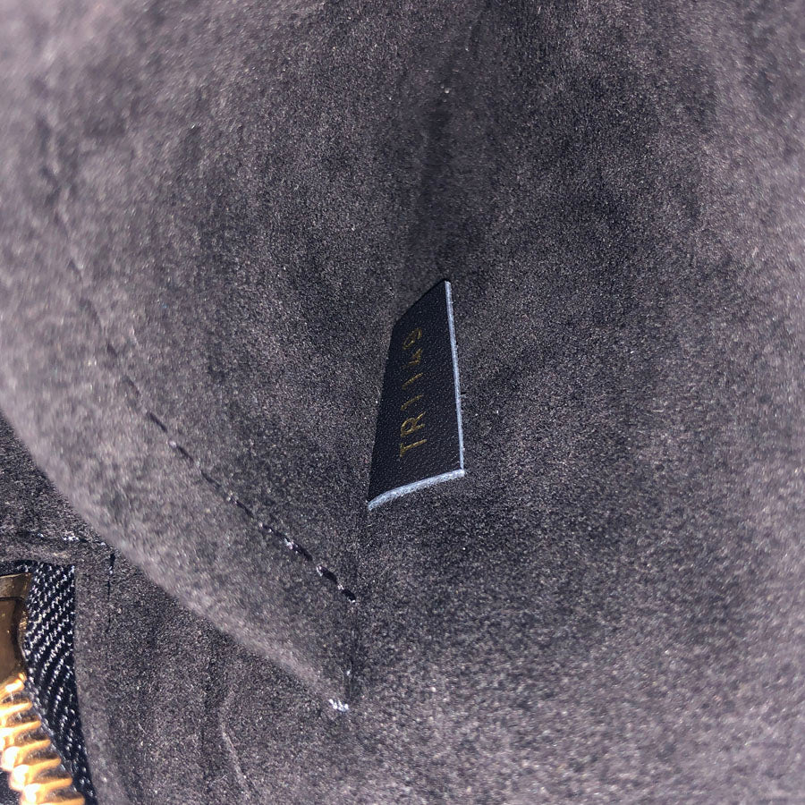 LOUIS VUITTON new wave new camera bag M53682 Shoulder bag