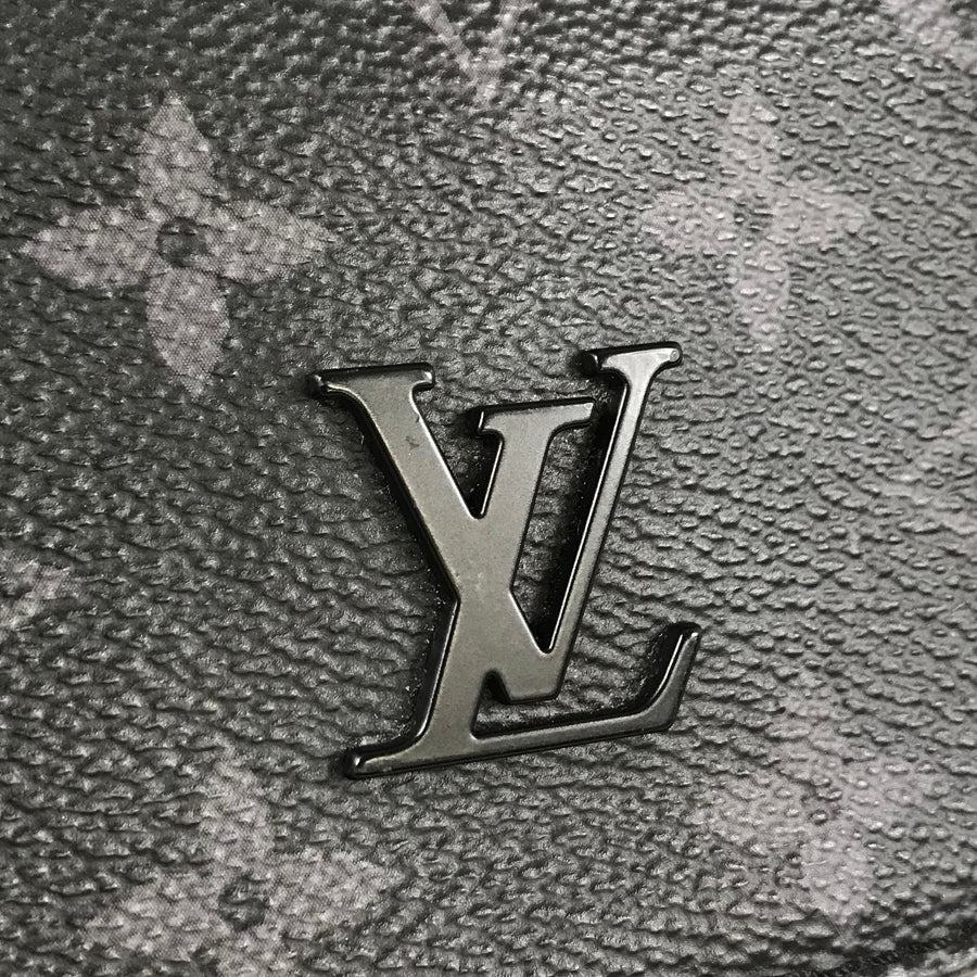 LOUIS VUITTON Monogram Eclipse District PM NM Messenger Shoulder Bag