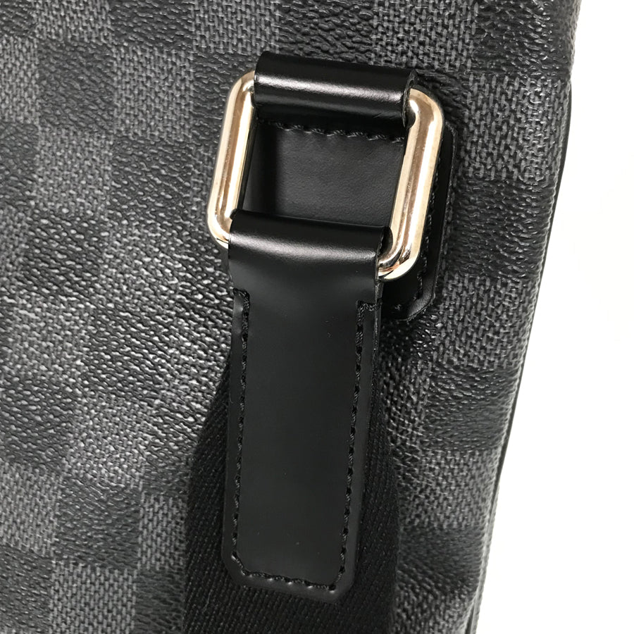 LOUIS VUITTON Damier Graphite Tomas N58028 Shoulder bag