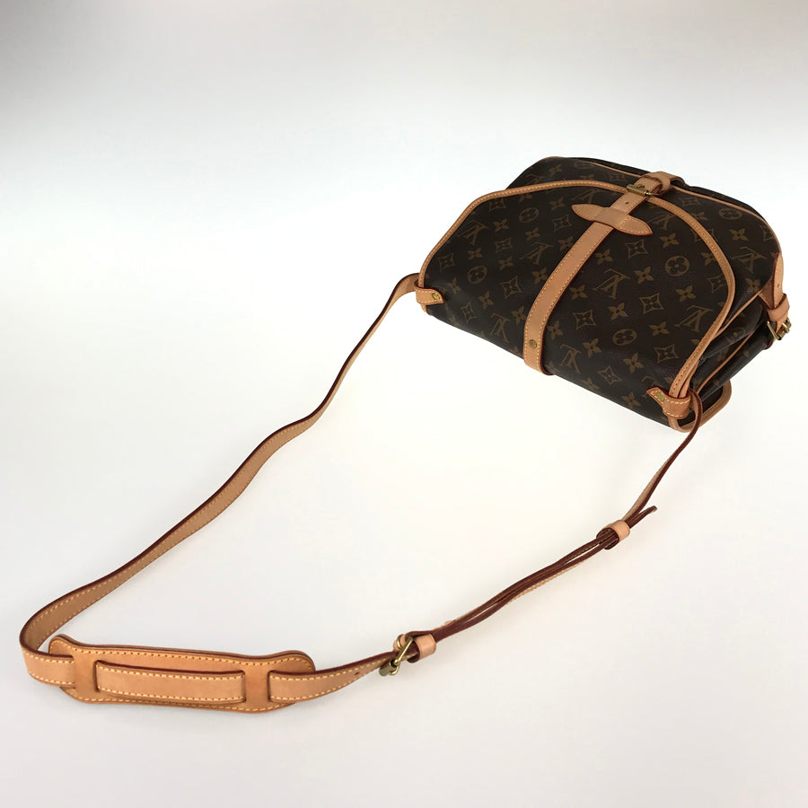 LOUIS VUITTON Monogram Saumur 30 M42256 Shoulder bag