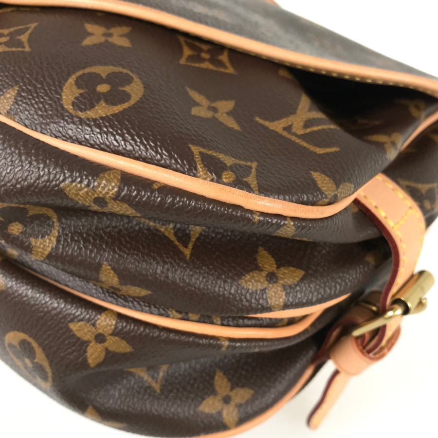LOUIS VUITTON Monogram Saumur 30 M42256 Shoulder bag