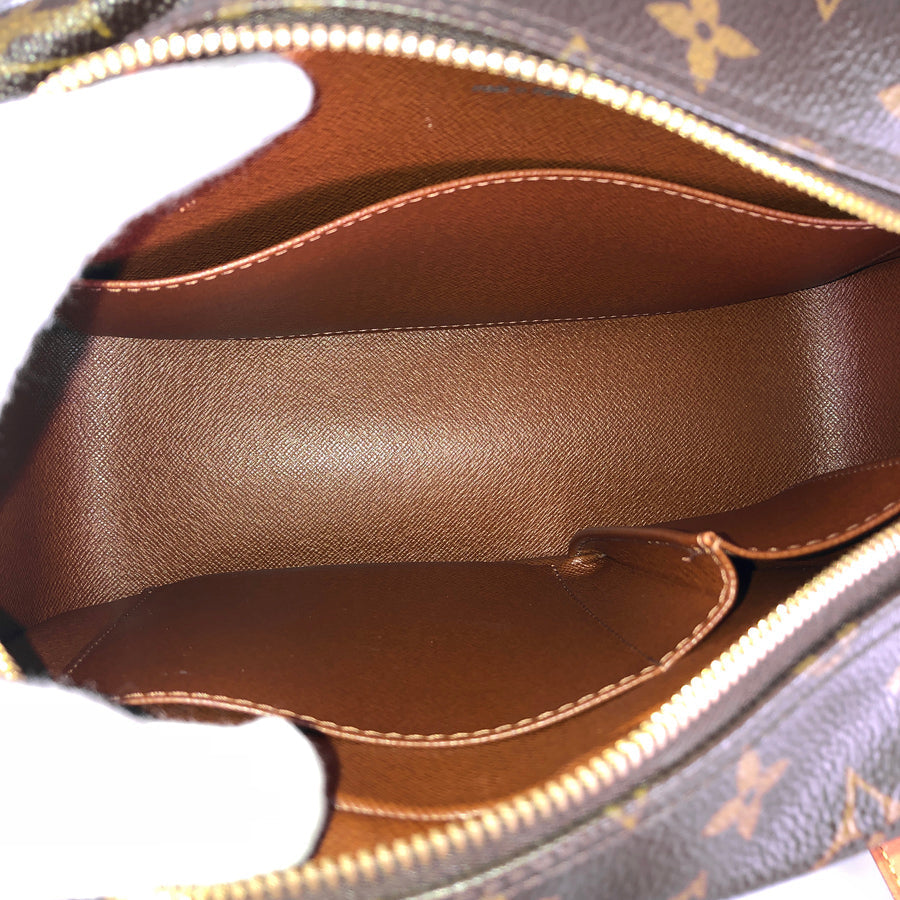 LOUIS VUITTON Monogram Cite MM Shoulder Bag