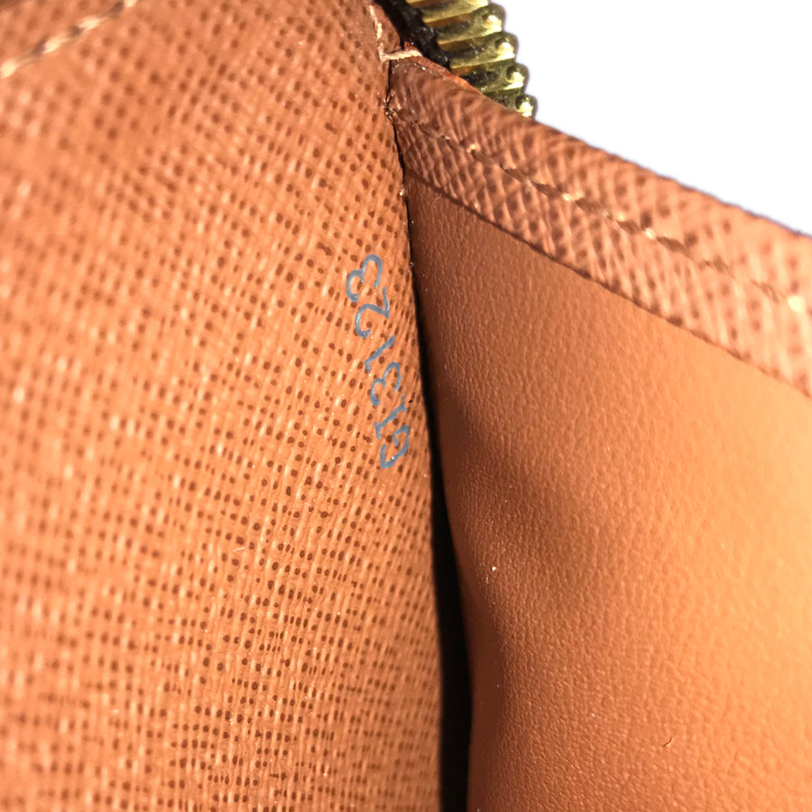 LOUIS VUITTON Monogram zippy wallet purse Zip Around