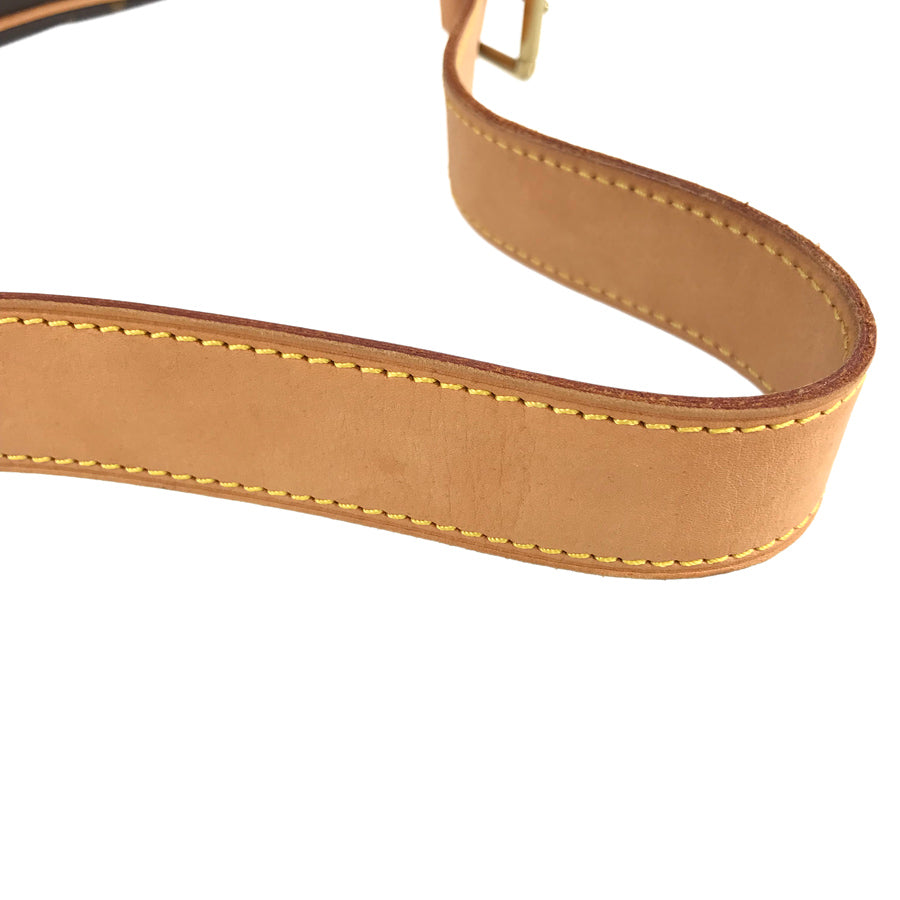 LOUIS VUITTON Monogram croissant MM M51512 Shoulder bag