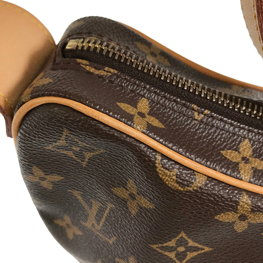 LOUIS VUITTON Monogram croissant MM M51512 Shoulder bag