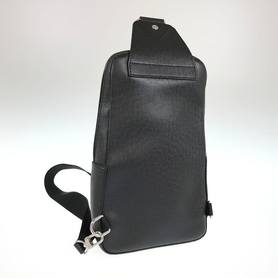 LOUIS VUITTON Taiga body bag